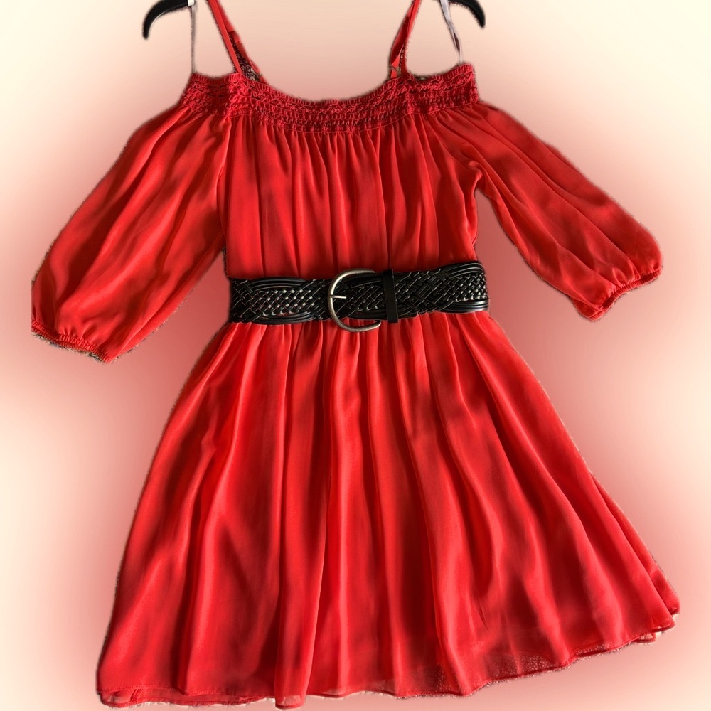 Women’s dress L